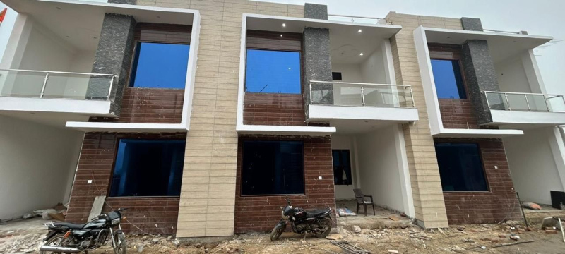3 BHK Flats & Apartments For Sale In Sector 16B, Greater Noida (87 Sq. Yards)