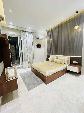 3 BHK Flats & Apartments for Sale in Airport Road, Zirakpur (1800 Sq.ft.)