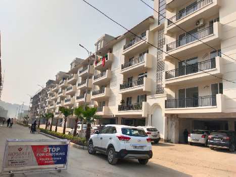 3 BHK Flats & Apartments for Sale in Ambala Highway, Zirakpur (217 Sq. Yards)