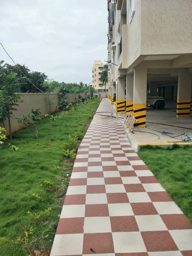 3 BHK Flats & Apartments for Sale in Varthur, Bangalore (1520 Sq.ft.)