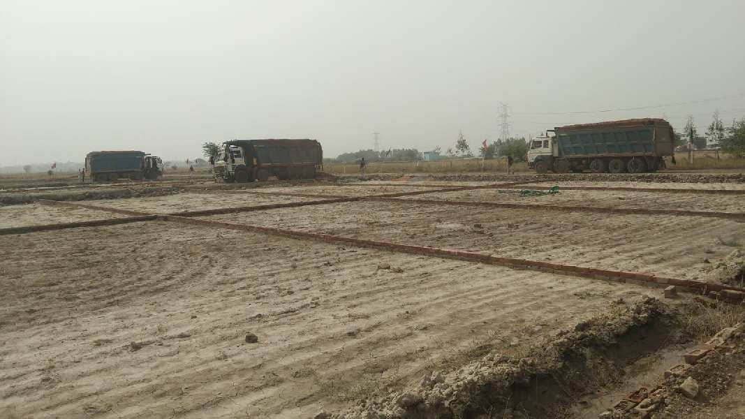 Residential plots at Lake Countryside farms, Tappal, Aligarh