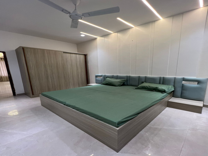 2 BHK Builder Floor For Sale In Godown Area, Zirakpur (900 Sq.ft.)