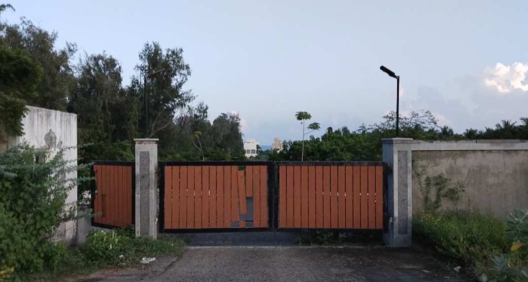 2400 Sq.ft. Commercial Lands /Inst. Land for Sale in East Coast Road, Chennai