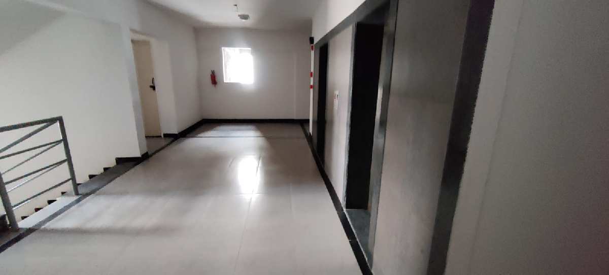 2 BHK Flats & Apartments for Sale in Kharadi, Pune (1420 Sq.ft.)