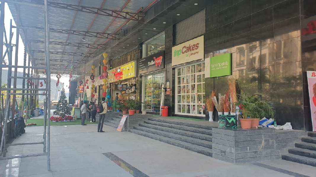 1300 Sq.ft. Commercial Shops for Rent in EON Free Zone, Pune, Pune