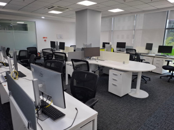 Office Space for Sale in Viman Nagar, Pune (13200 Sq.ft.)