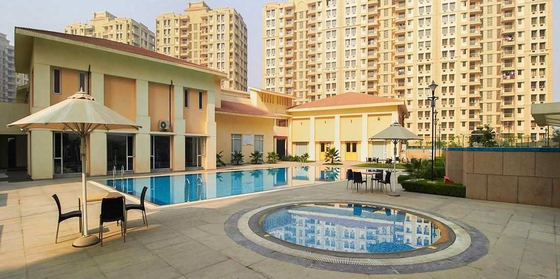 3 BHK Flats & Apartments for Sale in Alwar Bypass Road, Bhiwadi (990 Sq.ft.)