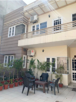 3 BHK Individual Houses for Sale in New Raja Garden, Jalandhar (2300 Sq.ft.)