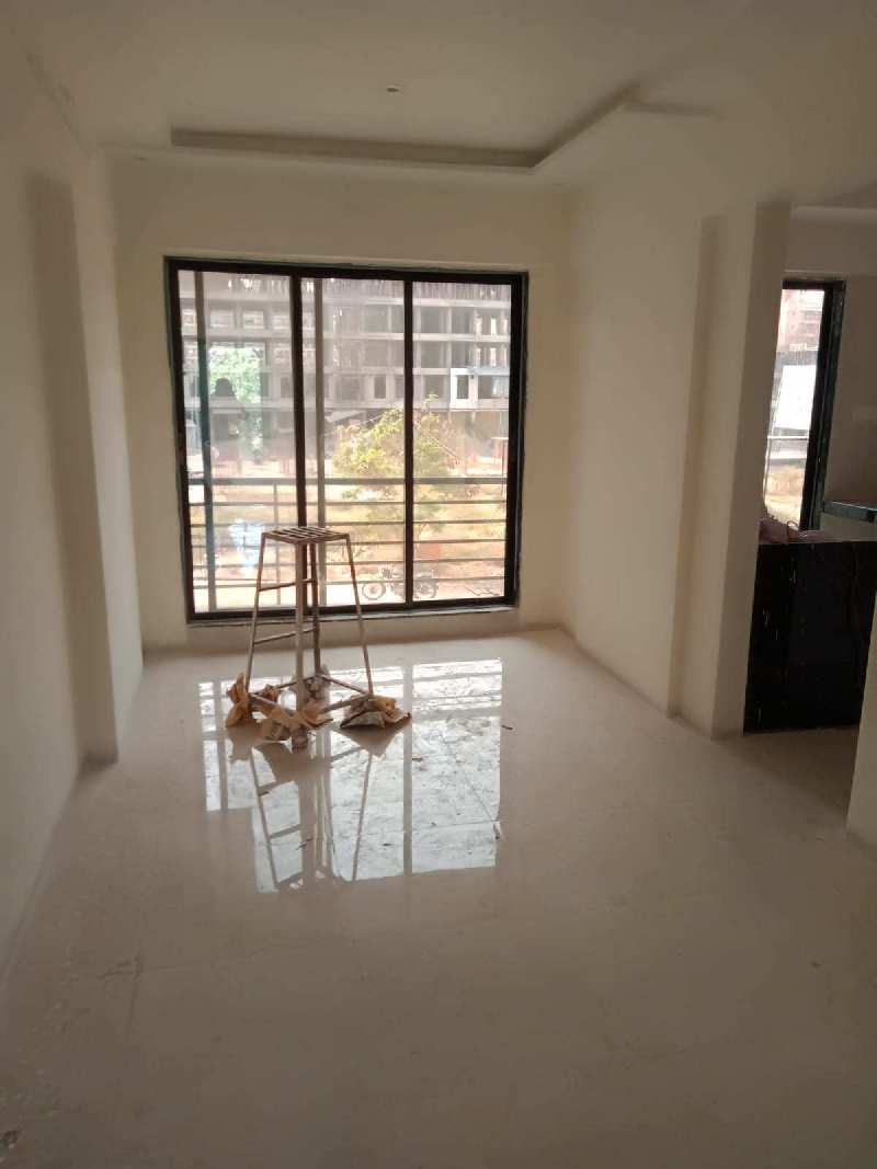 1 BHK Flats & Apartments for Rent in Chandrapada, Mumbai (510 Sq.ft.)