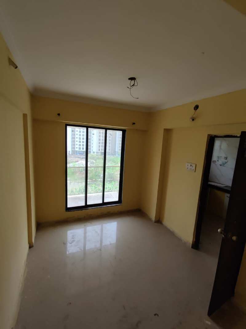 1 BHK Flats & Apartments for Sale in Naigaon East, Mumbai (460 Sq.ft.)