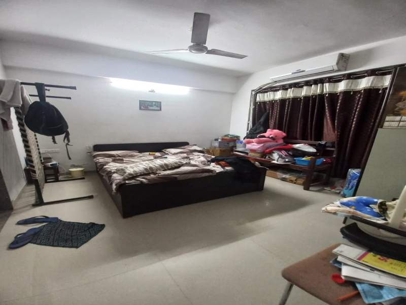 3 BHK Flat for Rent Semi Furnished