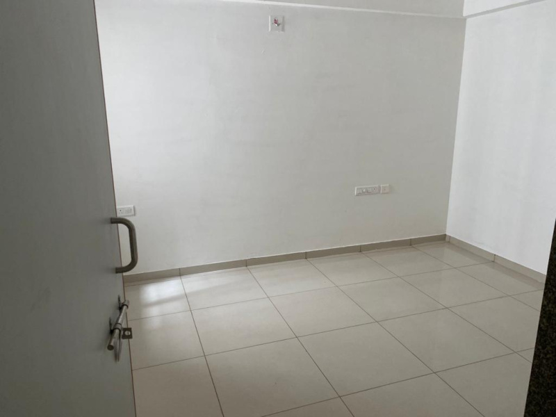 2 BHK Flat for Rent Semi Furnished