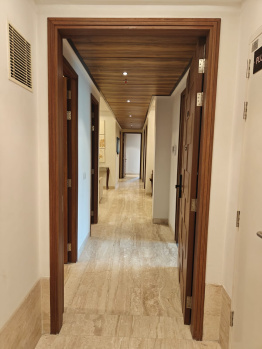 Flats & Apartments for Sale in Sector 22, Gurgaon (1860 Sq.ft.)