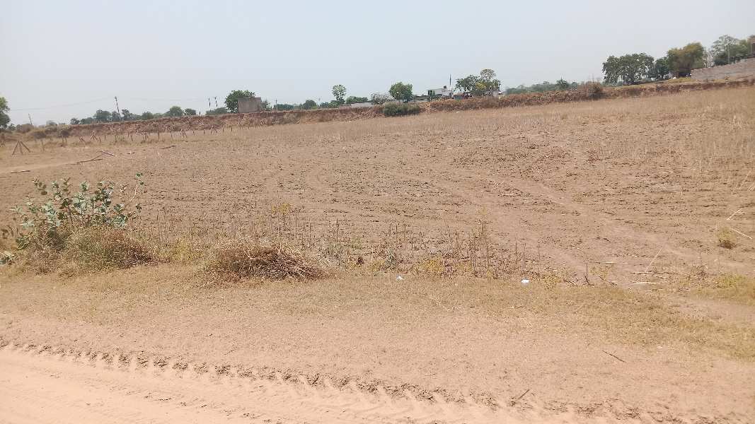 1.75 acres nearby KMP Sultanpur