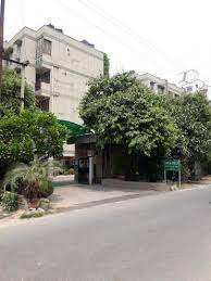 3 BHK Flats & Apartments for Sale in Block A Sector 51, Noida (1560 Sq.ft.)