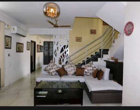 4 BHK Flats & Apartments for Sale in Sector 119, Noida (3015 Sq.ft.)