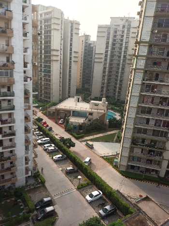 2 BHK Flats & Apartments for Sale in Sector 77, Noida (955 Sq.ft.)