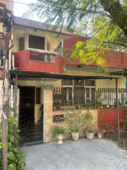 Independent House for Sale in Sector 30, Noida (132 Sq. Meter)