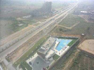Flats And Apartments Aavailable At Prime Location