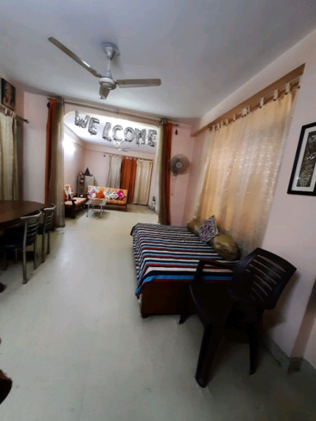 2 BHK Flats & Apartments for Sale in Delhi (1400 Sq.ft.)
