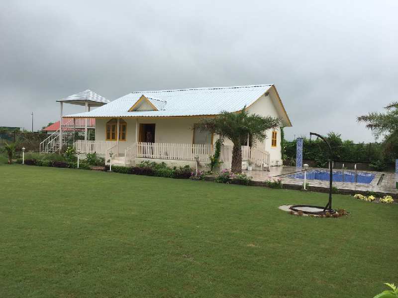 2 BHK Farm House for Sale in Karegaon, Pune (2100 Sq.ft.)