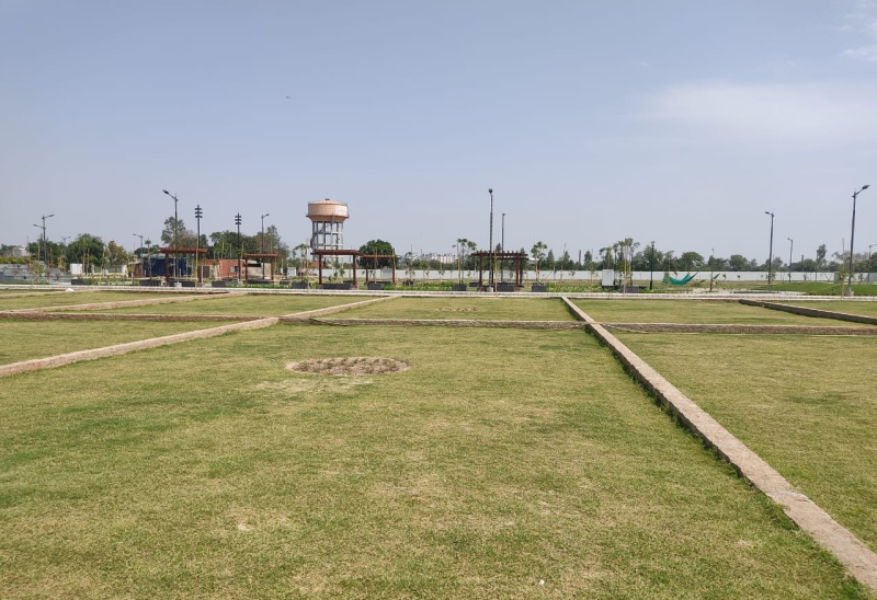 1211 Sq.ft. Residential Plot for Sale in Ansal API Sushant Golf City, Lucknow