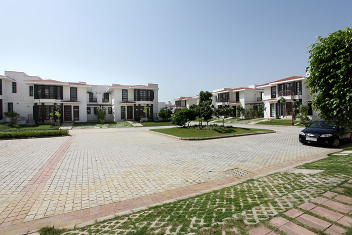 4 BHK Individual Houses / Villas for Sale in Sector 48, Gurgaon (4050 Sq.ft.)