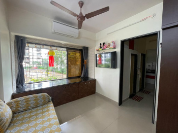Flats & Apartments for Sale in Kasarvadavali, Thane (450 Sq.ft.)