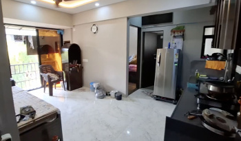 Flats & Apartments for Sale in Kasarvadavali, Thane (450 Sq.ft.)