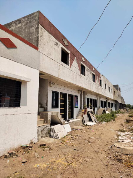 2 BHK Individual Houses / Villas for Sale in Kadodara, Surat (648 Sq.ft.)