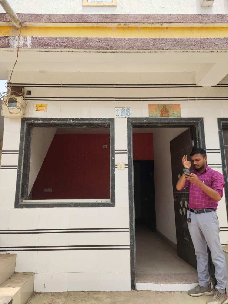 720 Sq.ft. Individual Houses / Villas for Sale in Kadodara, Surat