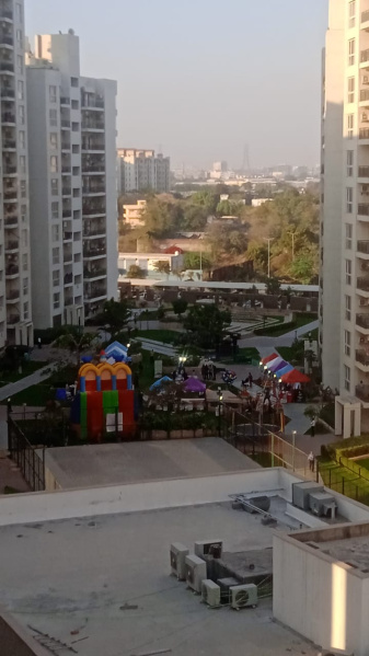 3 BHK Flats & Apartments for Sale in Sector 77, Gurgaon (1822 Sq.ft.)