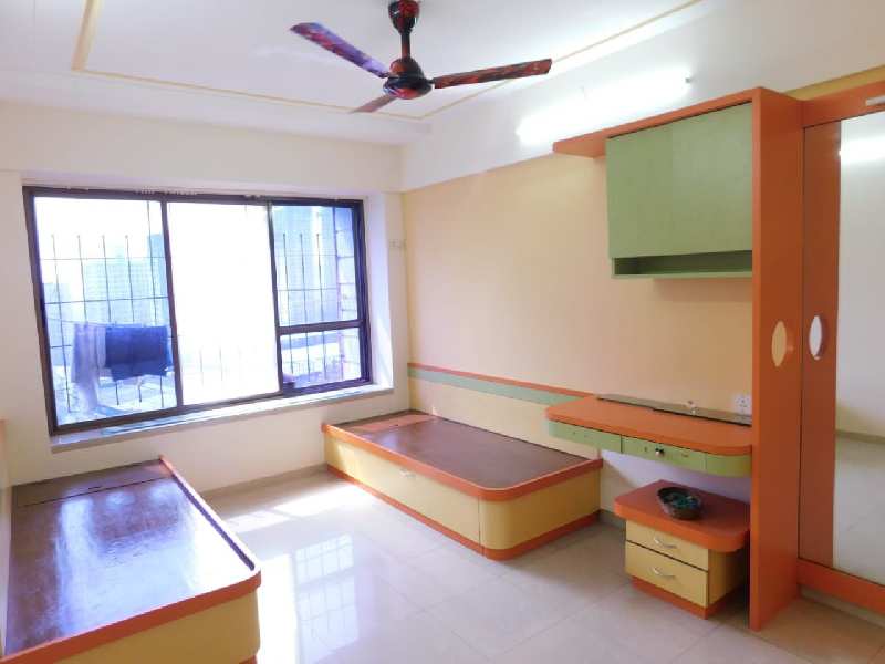 2 BHK Flats & Apartments for Sale in Mulund West, Mumbai (723 Sq.ft.)