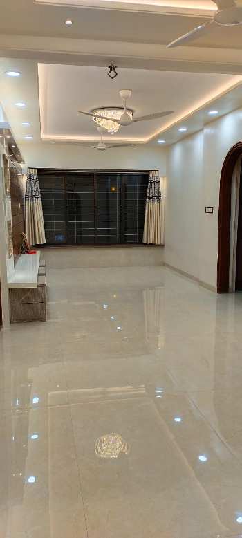 3 BHK Flats & Apartments for Sale in Mulund West, Mumbai (1065 Sq.ft.)