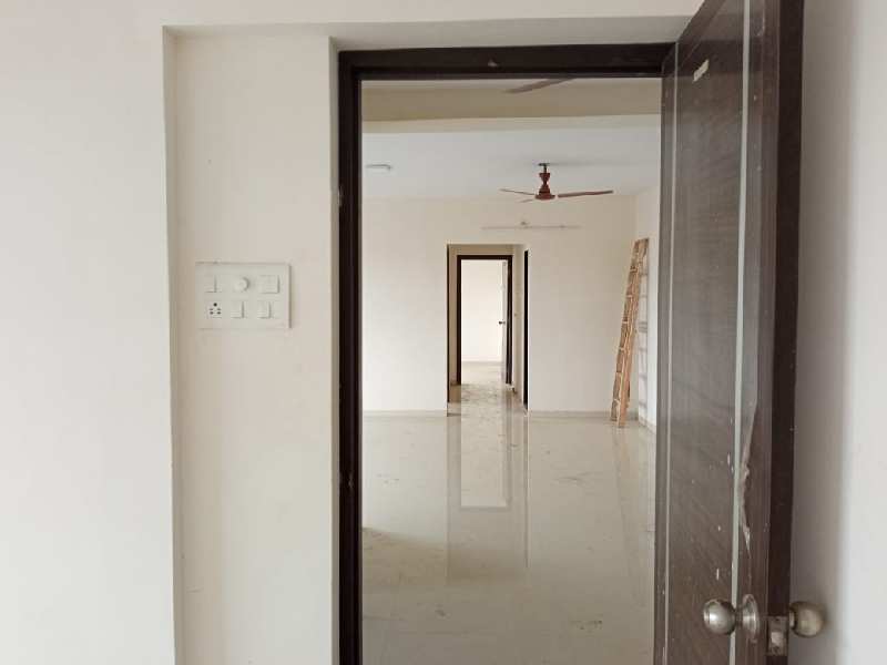 3 BHK Flats & Apartments for Rent in Mulund West, Mumbai (780 Sq.ft.)