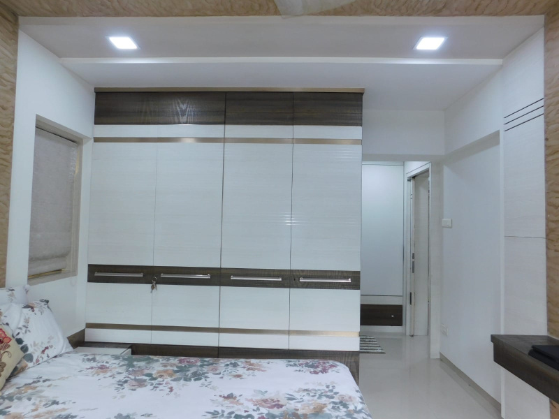 2 BHK Flats & Apartments for Sale in Mulund, Mumbai (1050 Sq.ft.)