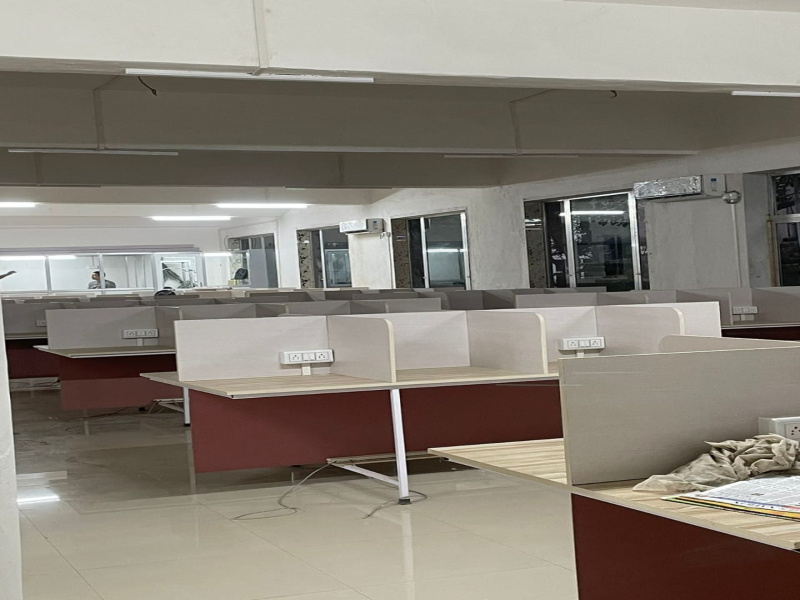 Office Space for Rent in Wagle Estate, Thane (4500 Sq.ft.)