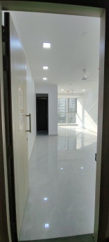 Commercial Shops for Rent in Goregaon Mulund Link Road, Mumbai (500 Sq.ft.)