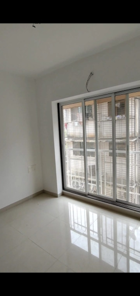 Flats & Apartments for Sale in Mulund West, Mumbai (900 Sq.ft.)