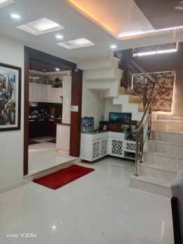 5 BHK Flats & Apartments for Sale in Dwarka, Delhi (2400 Sq.ft.)