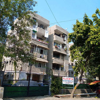 3 BHK Flats & Apartments for Sale in Patparganj, Delhi (1300 Sq.ft.)