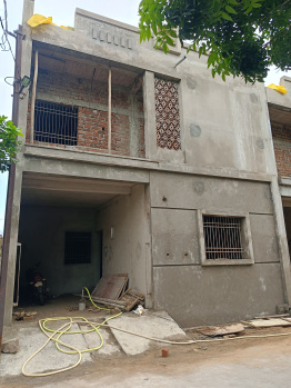 Beast connectivity in front of Bhatagaon location spacious 3 bhk house