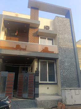 Fully furnished 3bhk duplex house near DPS school ke pas prime location