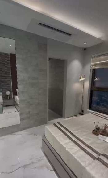2 BHK Flats & Apartments for Sale in Western Express Highway, Mumbai (650 Sq.ft.)