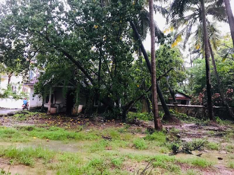 Land with Old House for Sale in Saligaon - Goa