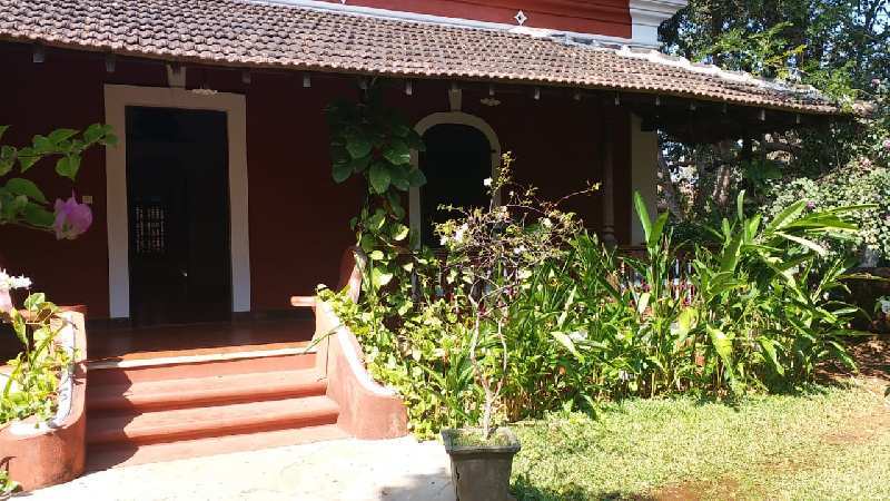 Portughuese House for Lease in Sucorro