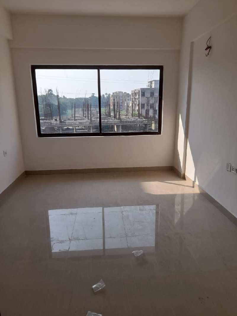 2 BHK Flats & Apartments for Sale in Rajarhat, Kolkata (950 Sq.ft.)