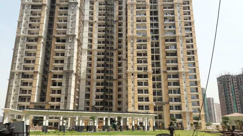 2 BHK Flats & Apartments for Sale in Sector 1, Noida (1170 Sq.ft.)