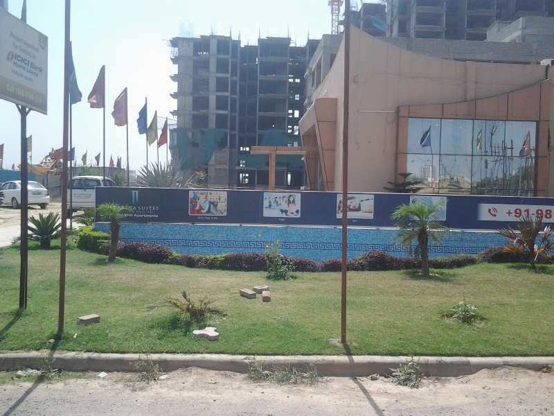 3 BHK Flats & Apartments for Sale in Nh 24 Highway, Ghaziabad (1360 Sq.ft.)