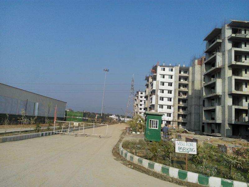 2 BHK Flats & Apartments for Sale in Haridwar Road, Dehradun (1090 Sq.ft.)